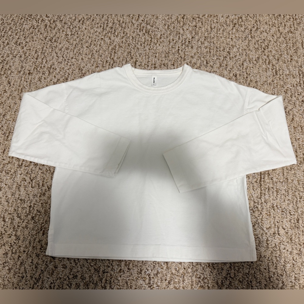 KOTN White Long-Sleeve Boxy Tee
